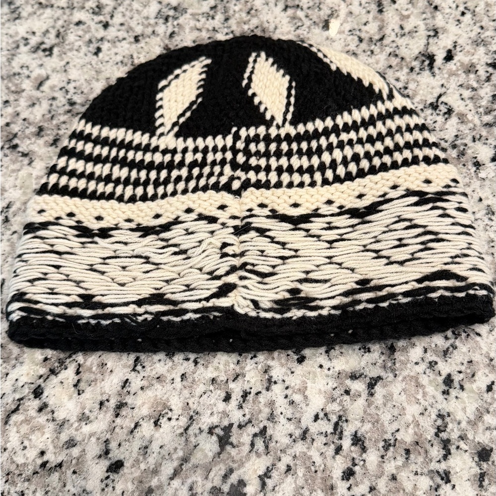 Supreme Black Knit Beanie - Picture 2 of 4